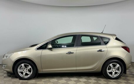 Opel Astra J, 2012 год, 840 000 рублей, 2 фотография