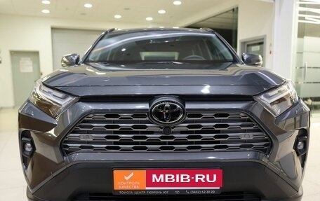 Toyota RAV4, 2024 год, 6 300 000 рублей, 2 фотография