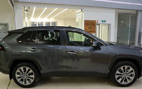 Toyota RAV4, 2024 год, 6 300 000 рублей, 4 фотография