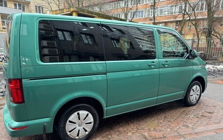 Volkswagen Caravelle T6 рестайлинг, 2021 год, 5 650 000 рублей, 6 фотография