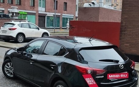 Mazda 3, 2017 год, 1 800 000 рублей, 3 фотография