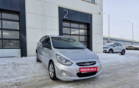 Hyundai Solaris II рестайлинг, 2013 год, 720 000 рублей, 3 фотография