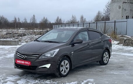 Hyundai Solaris II рестайлинг, 2015 год, 1 215 000 рублей, 7 фотография