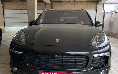 Porsche Cayenne III, 2016 год, 9 000 000 рублей, 2 фотография