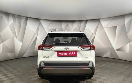 Toyota RAV4, 2019 год, 3 499 000 рублей, 8 фотография