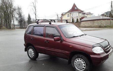 Chevrolet Niva I рестайлинг, 2005 год, 250 000 рублей, 3 фотография