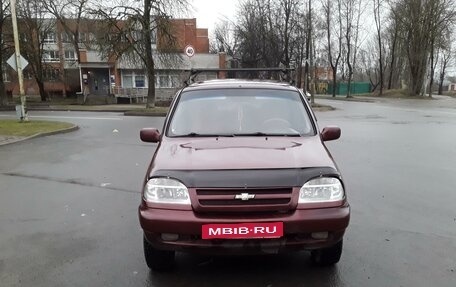 Chevrolet Niva I рестайлинг, 2005 год, 250 000 рублей, 2 фотография