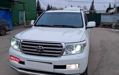 Toyota Land Cruiser 200, 2011 год, 3 899 999 рублей, 4 фотография