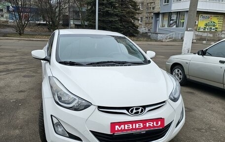 Hyundai Elantra V, 2014 год, 1 370 000 рублей, 2 фотография