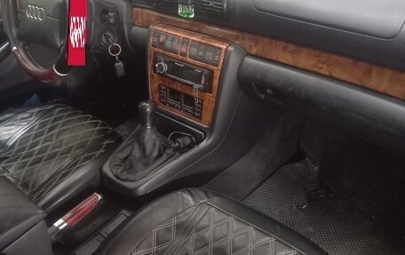 Audi A4, 1996 год, 385 000 рублей, 4 фотография