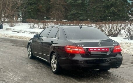 Mercedes-Benz E-Класс, 2010 год, 1 350 000 рублей, 4 фотография