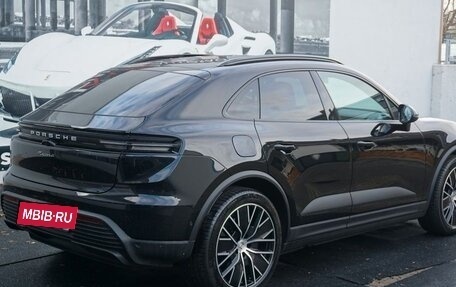 Porsche Macan, 2024 год, 11 580 000 рублей, 6 фотография