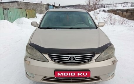 Toyota Camry V40, 2005 год, 1 000 000 рублей, 2 фотография