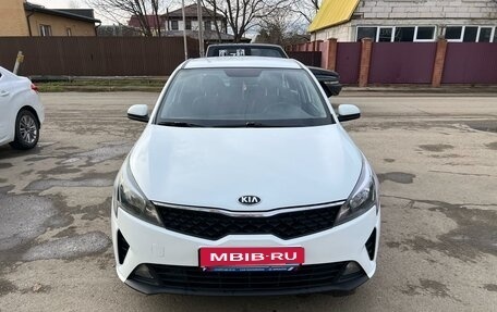 KIA Rio IV, 2021 год, 1 250 000 рублей, 2 фотография