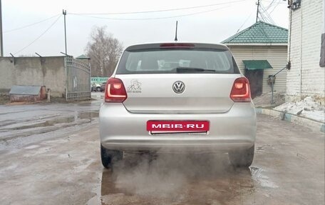 Volkswagen Polo VI (EU Market), 2011 год, 580 000 рублей, 2 фотография