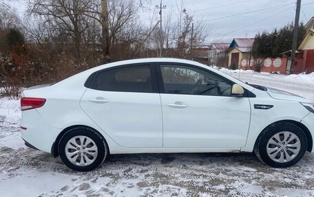 KIA Rio III рестайлинг, 2016 год, 720 000 рублей, 4 фотография