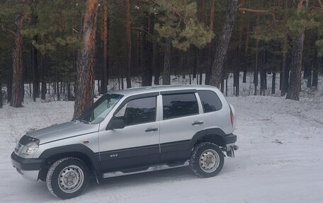 Chevrolet Niva I рестайлинг, 2005 год, 399 999 рублей, 5 фотография