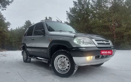 Chevrolet Niva I рестайлинг, 2005 год, 399 999 рублей, 2 фотография