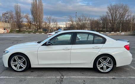 BMW 3 серия, 2015 год, 2 350 000 рублей, 7 фотография