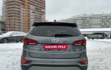 Hyundai Santa Fe III рестайлинг, 2017 год, 2 590 000 рублей, 6 фотография