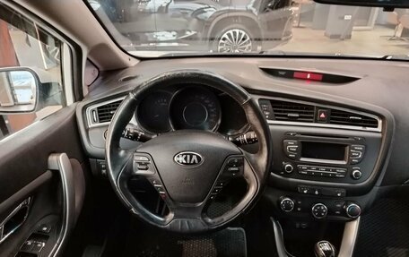 KIA cee'd III, 2015 год, 1 049 000 рублей, 16 фотография