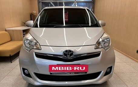 Toyota Ractis II, 2011 год, 1 020 000 рублей, 2 фотография