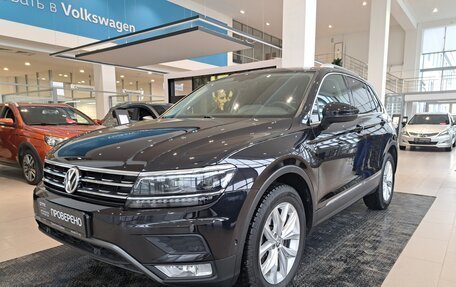 Volkswagen Tiguan II, 2017 год, 2 600 000 рублей, 5 фотография