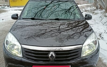 Renault Sandero I, 2014 год, 865 000 рублей, 3 фотография