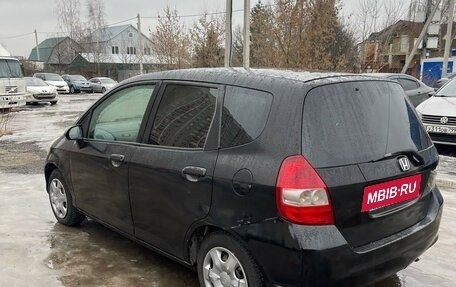 Honda Fit III, 2002 год, 390 000 рублей, 4 фотография