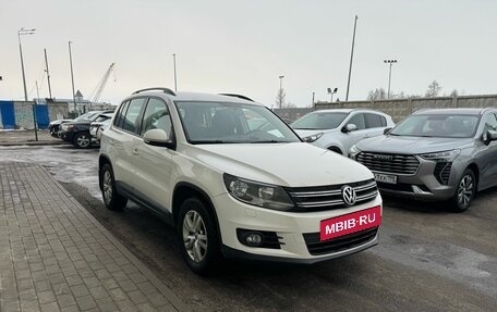 Volkswagen Tiguan I, 2011 год, 899 000 рублей, 5 фотография