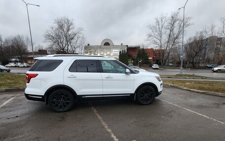 Ford Explorer VI, 2018 год, 2 880 000 рублей, 17 фотография