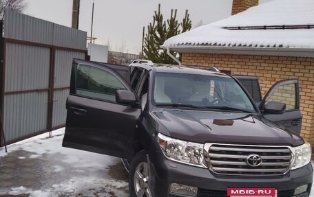 Toyota Land Cruiser 200, 2011 год, 3 200 000 рублей, 28 фотография