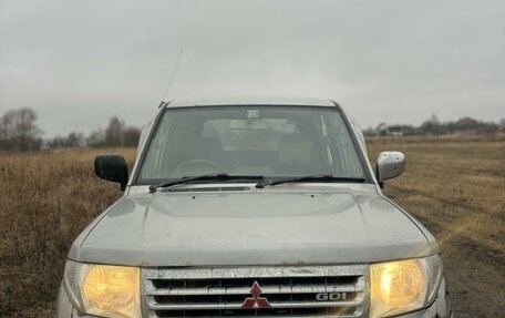 Mitsubishi Pajero iO, 1999 год, 2 фотография