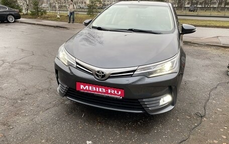 Toyota Corolla, 2017 год, 1 690 000 рублей, 7 фотография