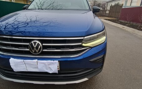 Volkswagen Tiguan II, 2021 год, 3 800 000 рублей, 4 фотография