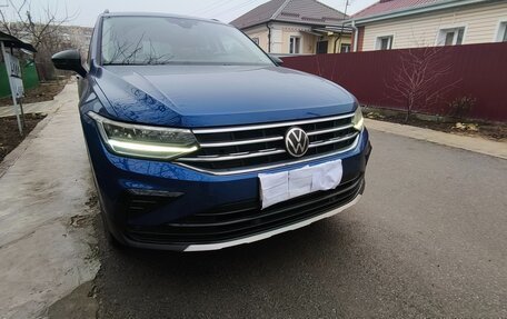 Volkswagen Tiguan II, 2021 год, 3 800 000 рублей, 3 фотография