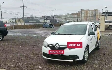 Renault Logan II, 2017 год, 742 999 рублей, 4 фотография