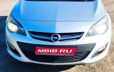 Opel Astra J, 2013 год, 800 000 рублей, 8 фотография