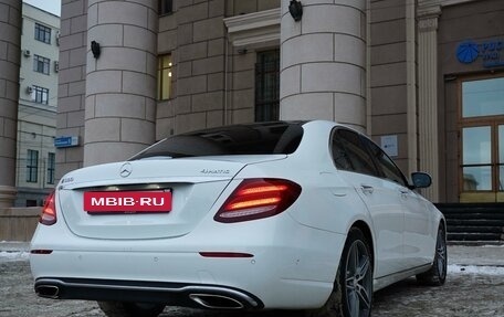 Mercedes-Benz E-Класс, 2016 год, 3 200 000 рублей, 5 фотография