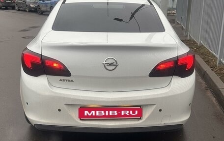 Opel Astra J, 2012 год, 885 000 рублей, 3 фотография