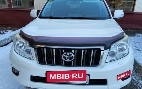 Toyota Land Cruiser Prado 150 рестайлинг 2, 2011 год, 2 700 000 рублей, 6 фотография