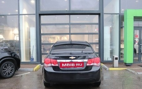 Chevrolet Cruze II, 2010 год, 679 000 рублей, 4 фотография