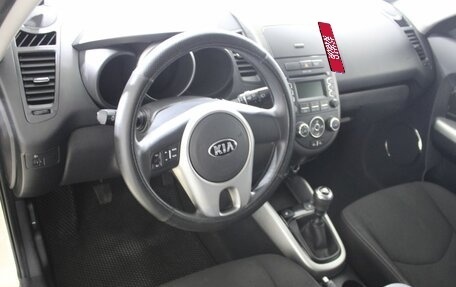 KIA Soul II рестайлинг, 2013 год, 1 150 000 рублей, 12 фотография