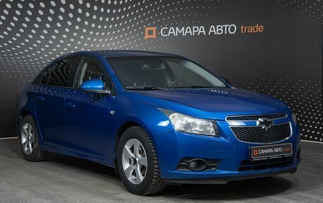 Chevrolet Cruze II, 2011 год, 644 700 рублей, 3 фотография