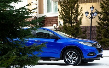 Honda Vezel, 2019 год, 2 185 000 рублей, 3 фотография