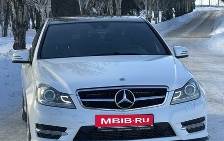 Mercedes-Benz C-Класс, 2012 год, 1 799 999 рублей, 2 фотография