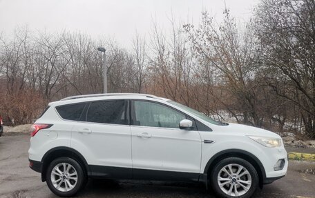 Ford Kuga III, 2018 год, 1 950 000 рублей, 3 фотография