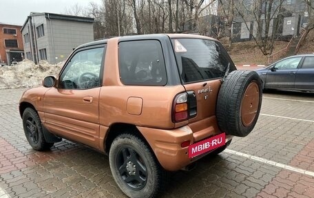 Toyota RAV4, 1998 год, 500 000 рублей, 3 фотография