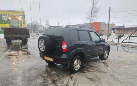 Chevrolet Niva I рестайлинг, 2010 год, 489 800 рублей, 6 фотография