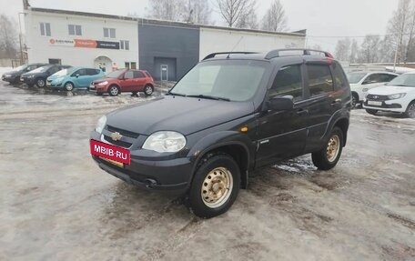 Chevrolet Niva I рестайлинг, 2010 год, 489 800 рублей, 2 фотография